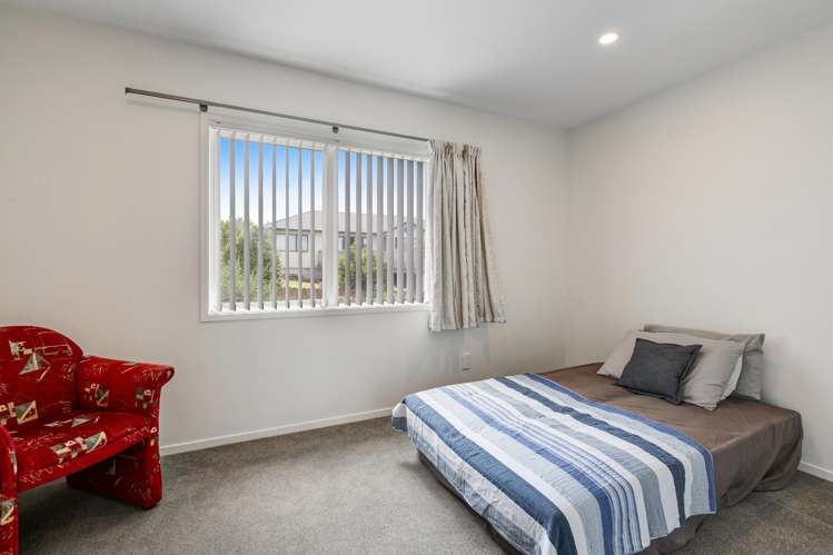 8 Rakau Views Orewa_11