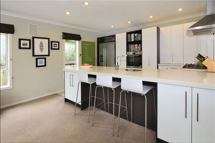 14 Paparoa Crescent Aotea_7