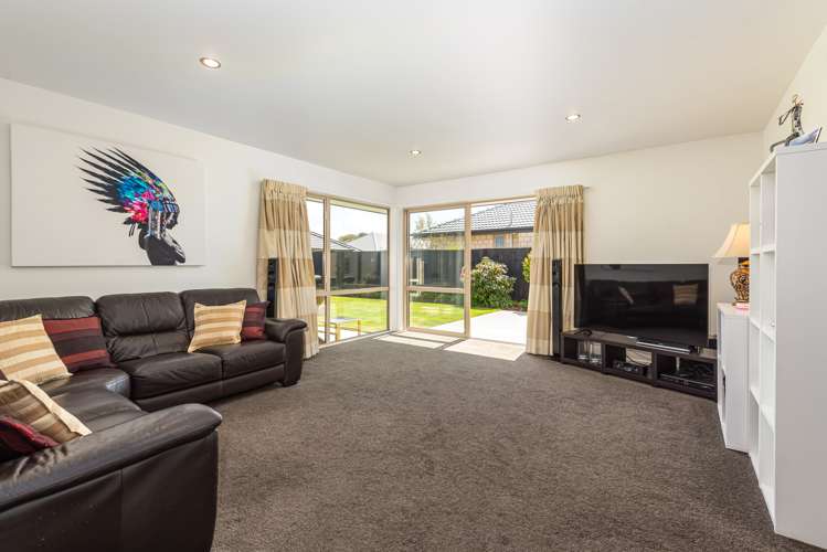 6 Bayliss Close Northwood_7