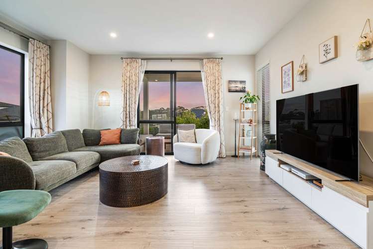 12 Franheim Crescent Orewa_10