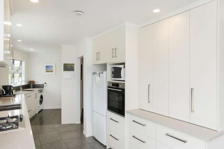 1057 Aberdeen Road Te Hapara_7
