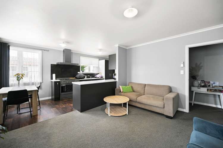 126 Fairfield Road 10458_4