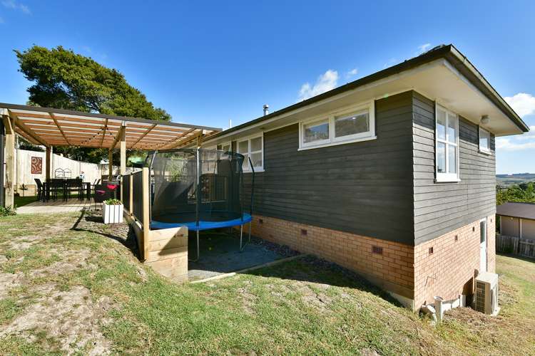 22 Downer Street Helensville_23