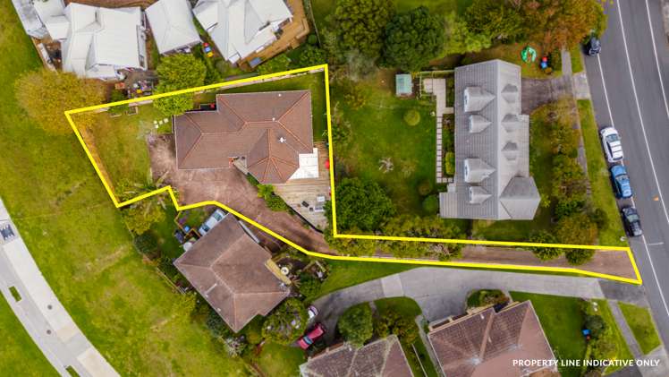 2/190 Norman Lesser Drive Saint Johns_18