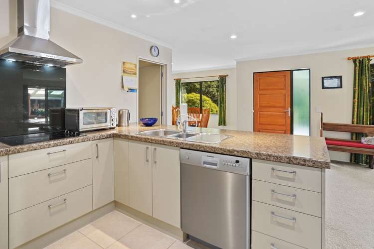 11 Toutouwai Place St Arnaud_4