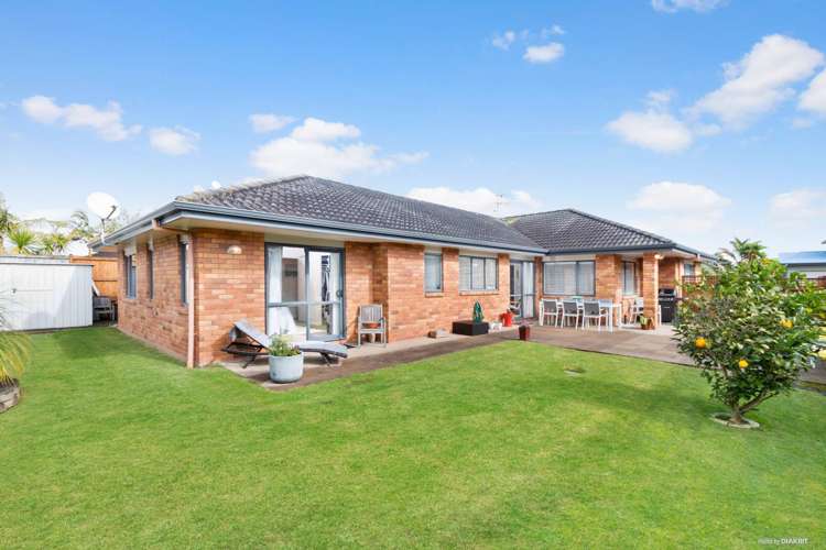 4 Bellshill Close Wattle Downs_10