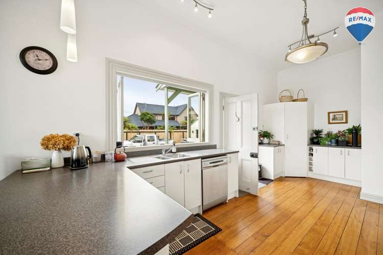 36 Burn Street Levin_16