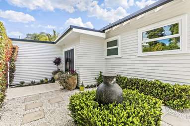 17 Papahia Street_4