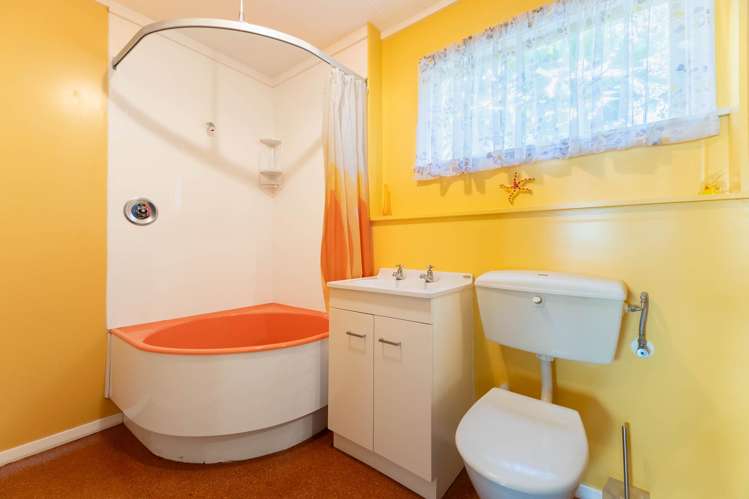 6 Tahi Road Paraparaumu Beach_15