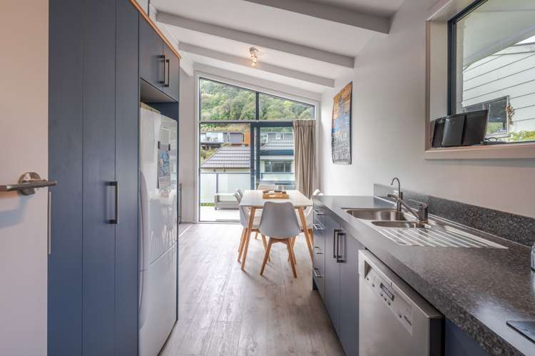 21 Selwyn Avenue Akaroa_11