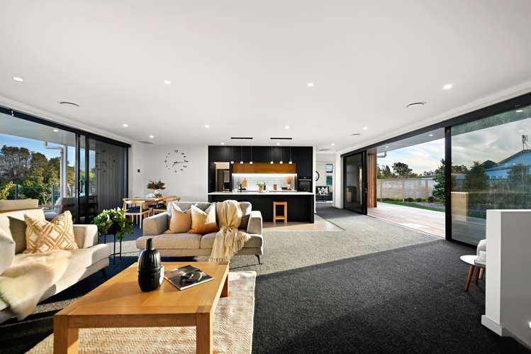 2/136 State Highway 26 Newstead_13