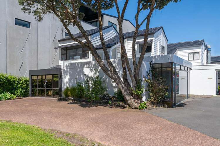 8 Cammish Lane Orewa_10
