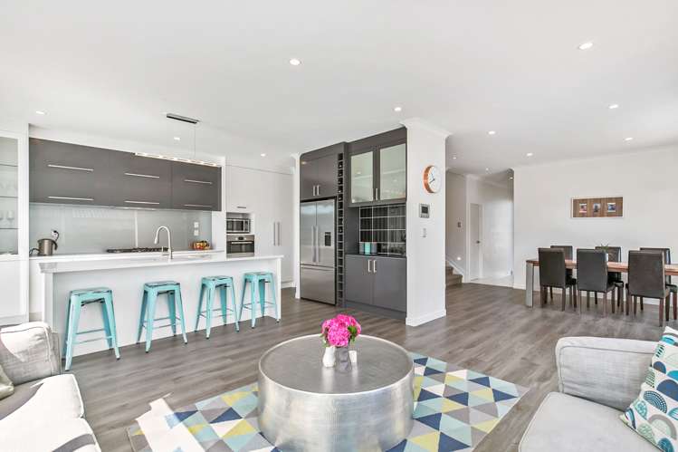 3 Defender Crescent Beachlands_3