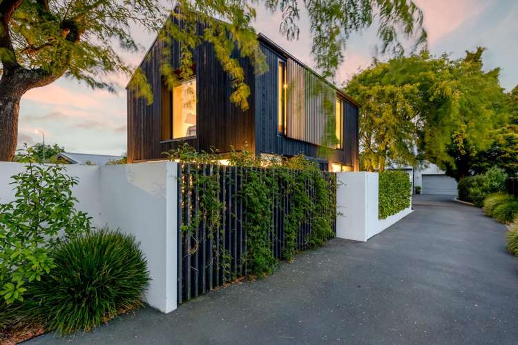 74 Merivale Lane Merivale_1