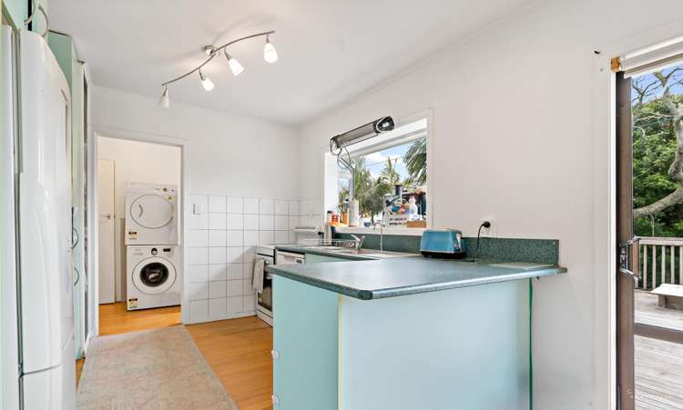 25 Kay Drive Blockhouse Bay_10