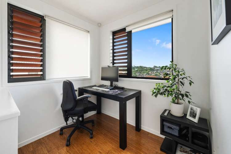 26 Greenbough Lane Greenhithe_22