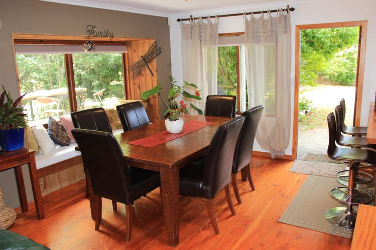 895 State Highway 25 Waitakaruru_16