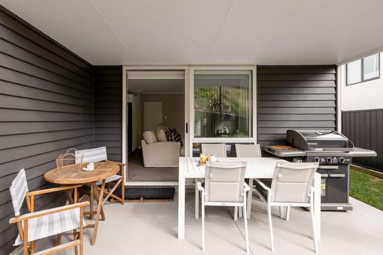 307A Lakes Boulevard Pyes Pa_19