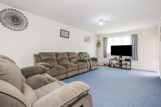 1/15 Malte Brun Place Papatoetoe_2