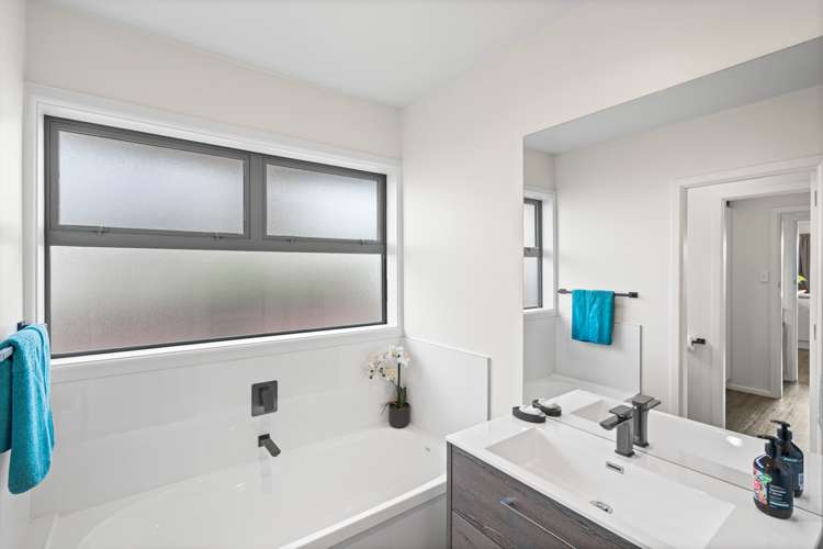 41 Oriana Crescent Hornby_11