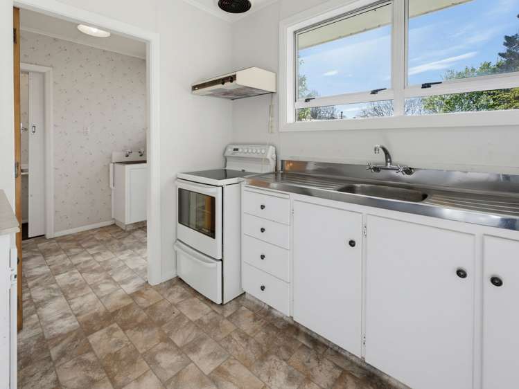84 Grants Road Marchwiel_3