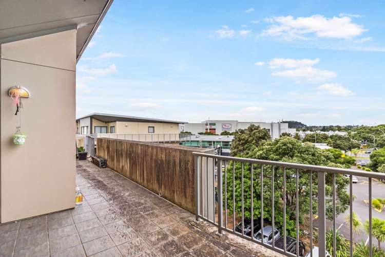 4D/20 Morning Star Place Mt Albert_12