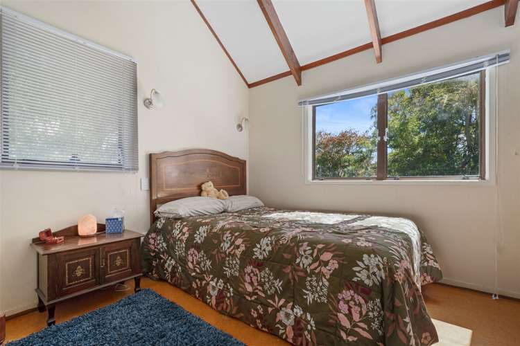 2162 State Highway 16 Helensville_10