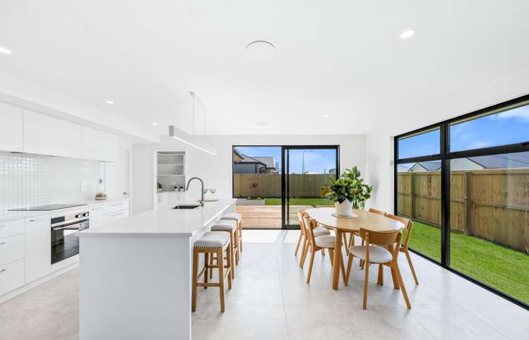 58 Falcons View Drive Rolleston_6