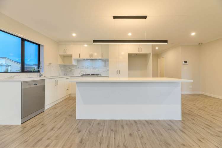 40 Koroheke Road Takanini_28