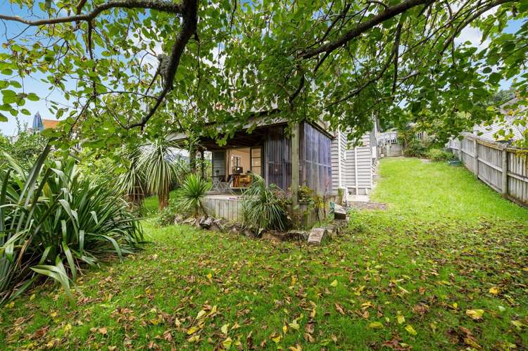 669 Beach Road Rothesay Bay_16