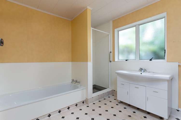 15A Reading Street Greytown_6