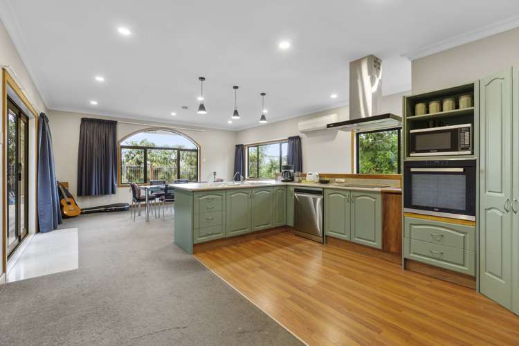 300 Awai Road Tarurutangi_12