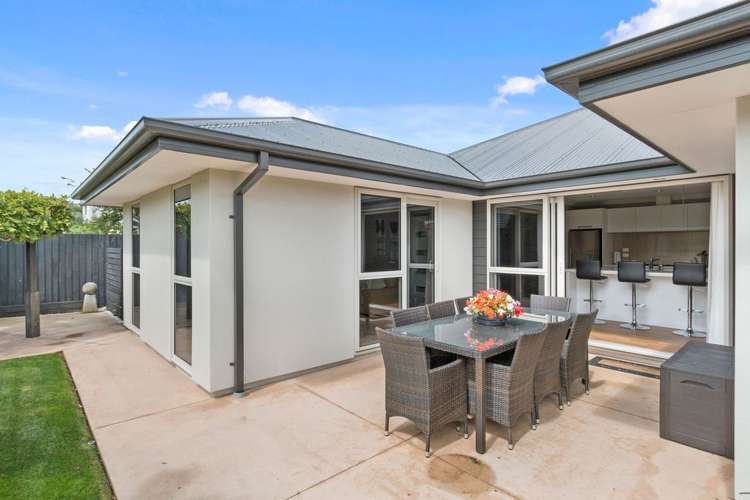 5 Saint Keverne Close Burwood_3