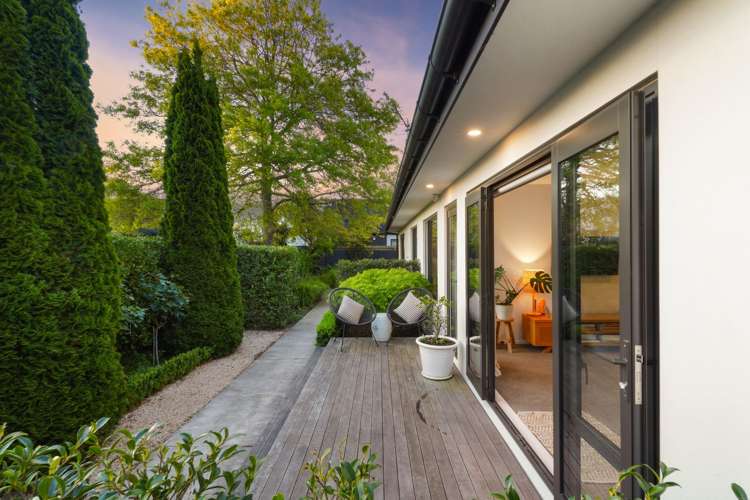 3/129 Aikmans Road Merivale_11