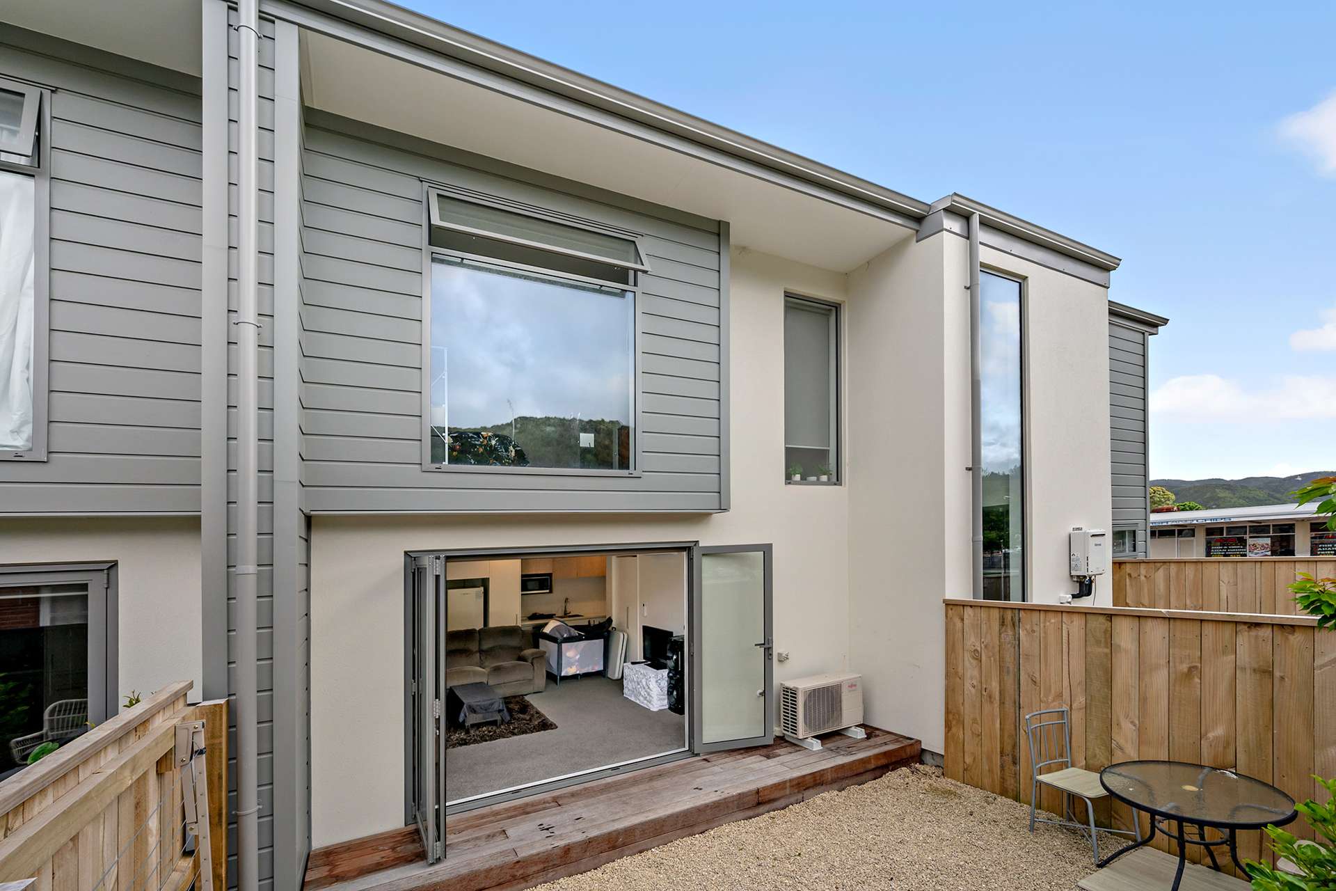 2/5 Taine Street Taita_0