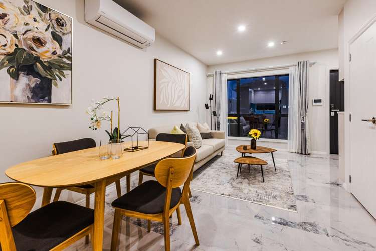 2/21 Hazards Road Weymouth_2