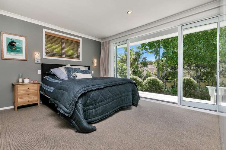 42 Landing Road Titirangi_16