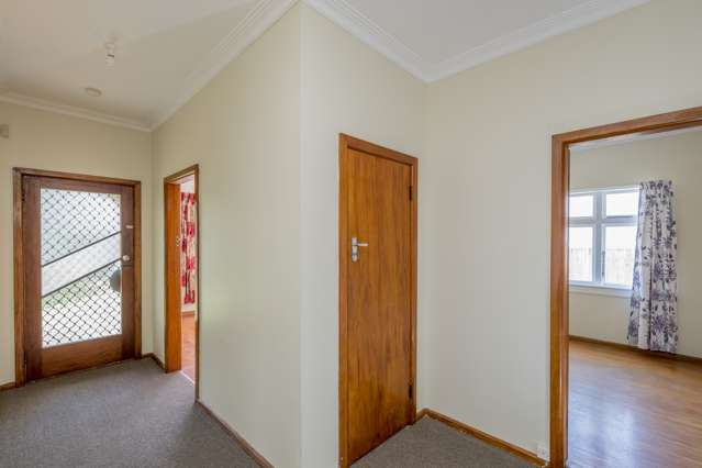 6 Queenwood Road Levin_3