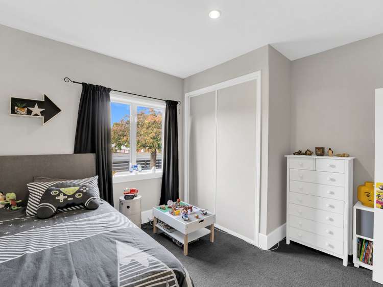 5 Charles Street Allenton_16