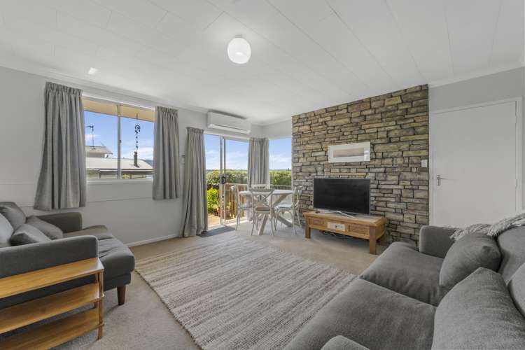 11 Besley Place Acacia Bay_8