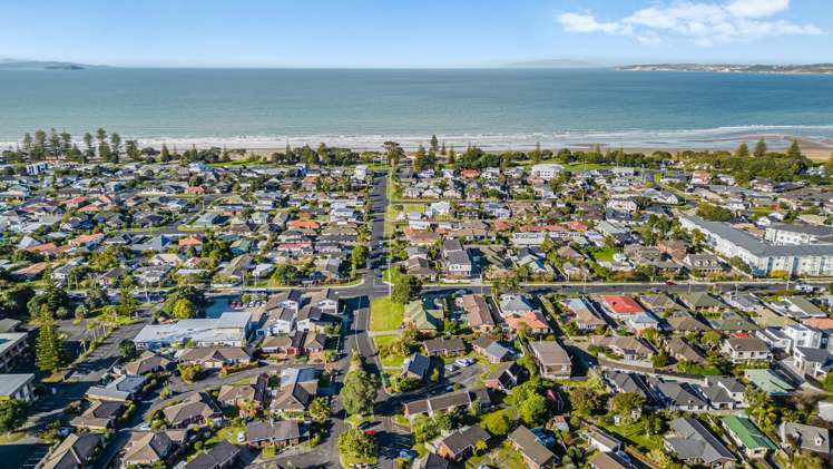 10 Fantail Court Orewa_17