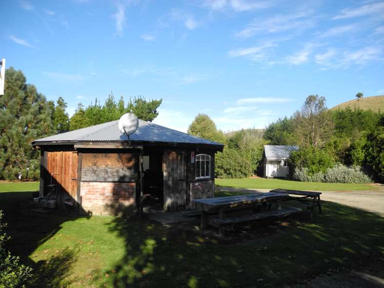 677 Mill Road Waimate_23