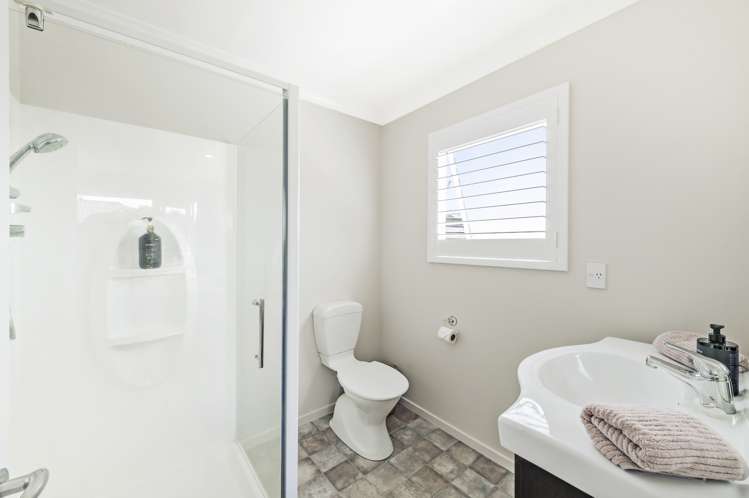 29 School Lane Kirwee_23