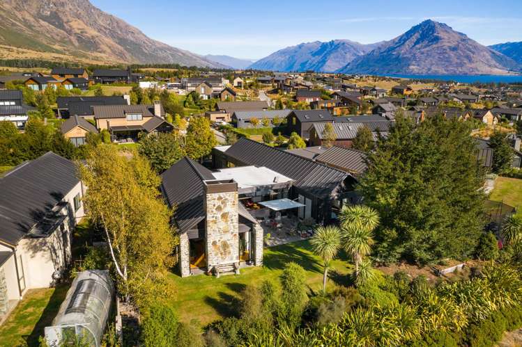 8 Bretby Court Jacks Point_33