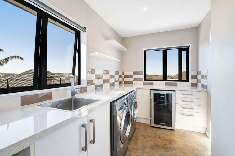 105 Alec Craig Way Gulf Harbour_9