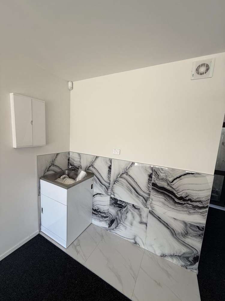 44A Orams Road Hill Park_13
