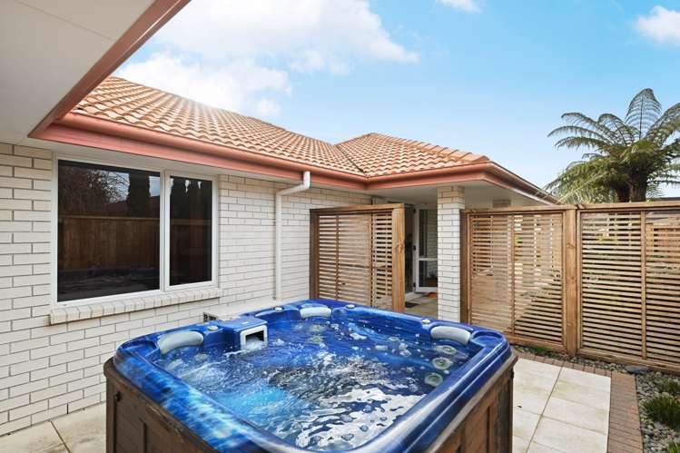 7 Langdale Court Huntington_24