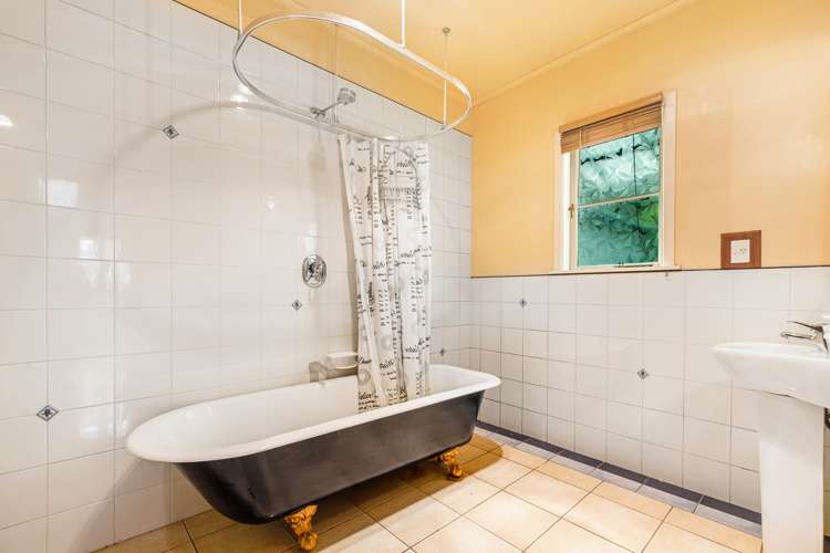 16 Puketaha Road Swanson_13