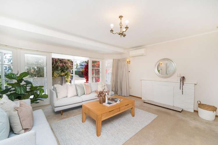 11 Parkland Crescent Terrace End_7