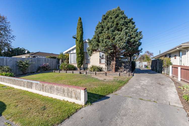 72 Denise Crescent Hornby_15